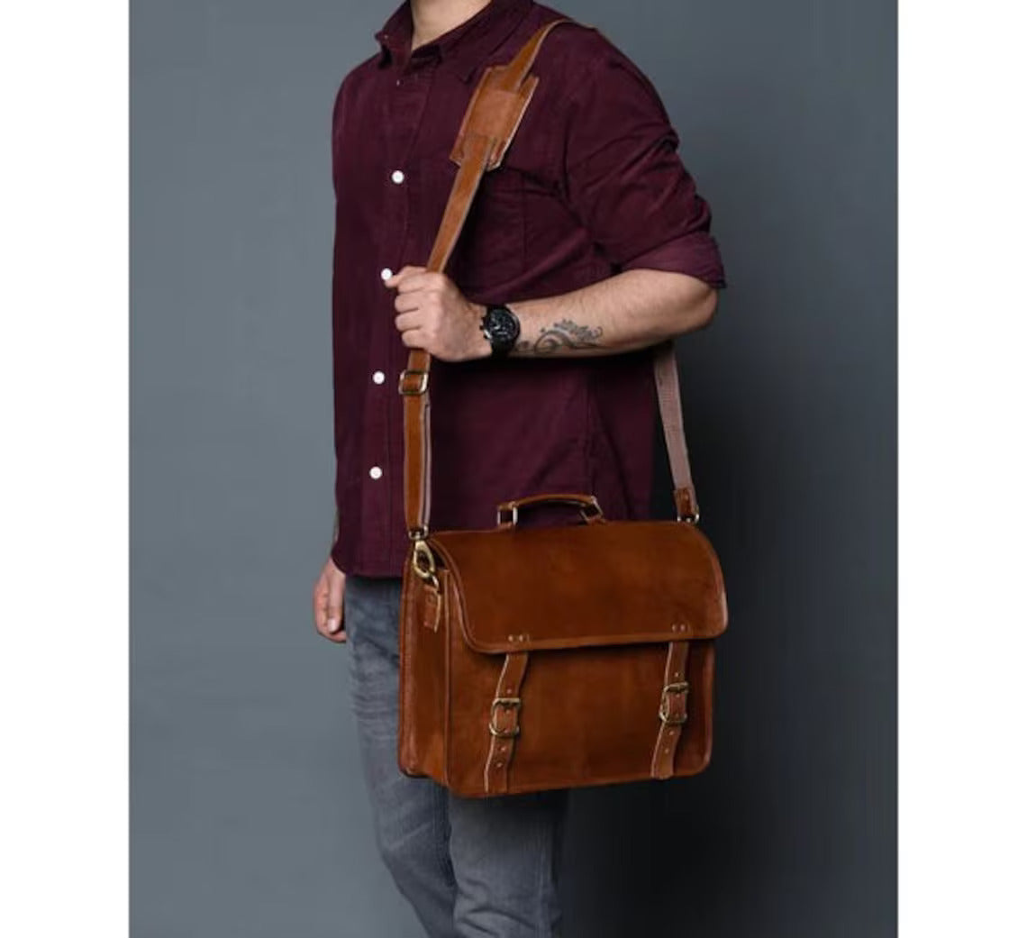 Classic 14-Inch Unisex Brown Leather Messenger Satchel Bag