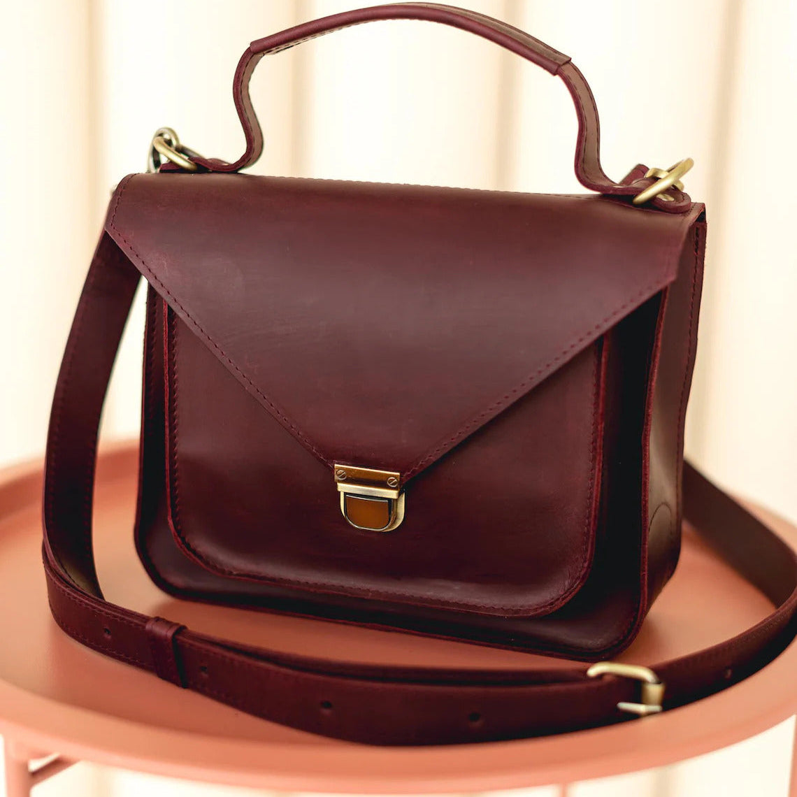 Women's Leather Satchel Stylish Shoulder Handbag