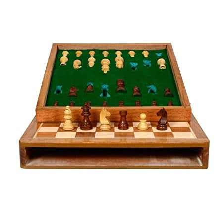 Vintage Magnetic Maple Wood Chess Set