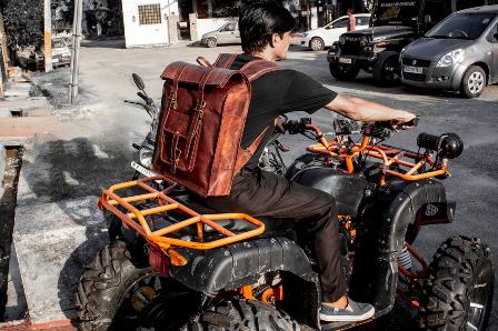 VINTAGE LEATHER ROLL TOP LEATHER BACKPACK