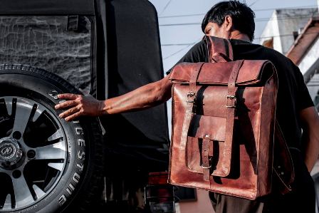 VINTAGE LEATHER ROLL TOP LEATHER BACKPACK